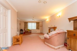 Sitting Room- click for photo gallery